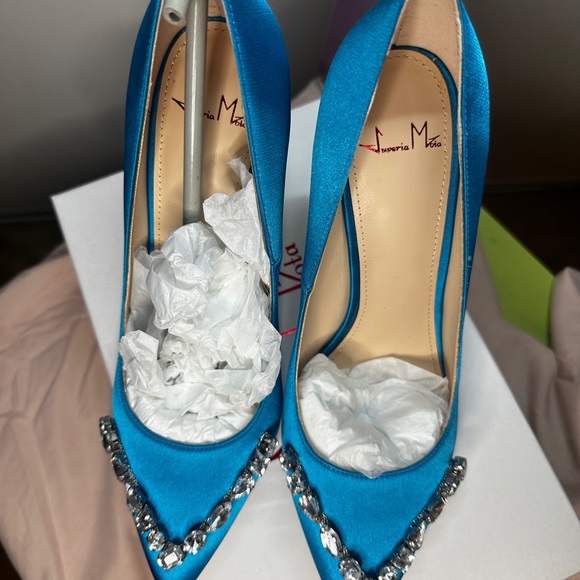 100% Vegan Blue Sateen High Heel with Multi-Shape Jewels - Picture 7 of 9